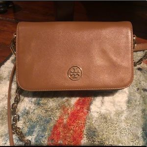 Tory Burch shoulder bag with gold chain.